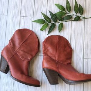 Franco Fortini red heeled cowgirl style booties real leather. Size 8